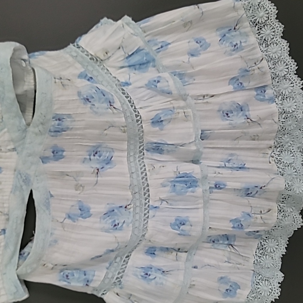 Dress - Picture 4 of 8
